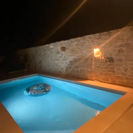 Casa Tratinella 別荘 ロヴィンスコ・セロ