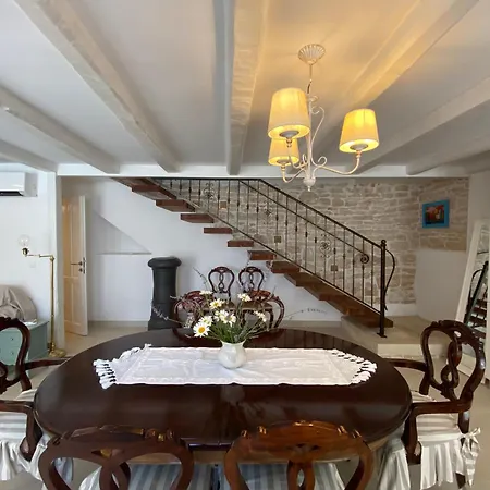Casa Tratinella Holiday home *